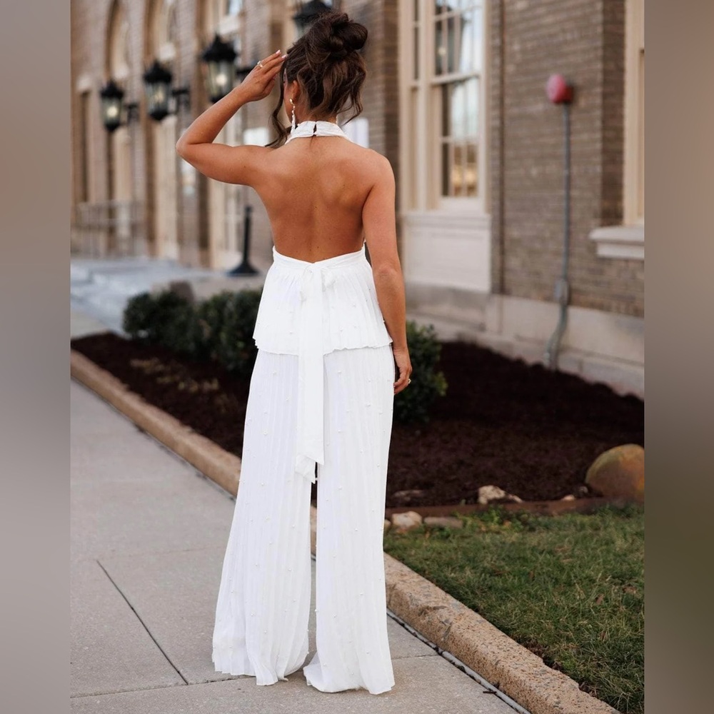 Elegant White Wide Leg Jumpsuit - Picture 9 of 10